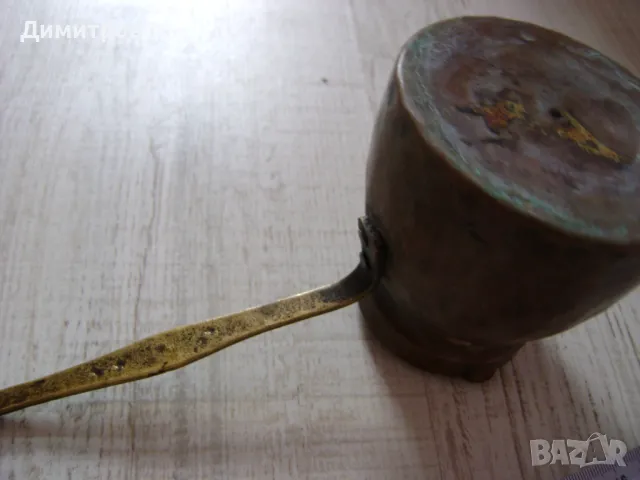 СТАРИННО БРОНЗОВО ДЖЕЗВЕ, снимка 3 - Антикварни и старинни предмети - 49567878