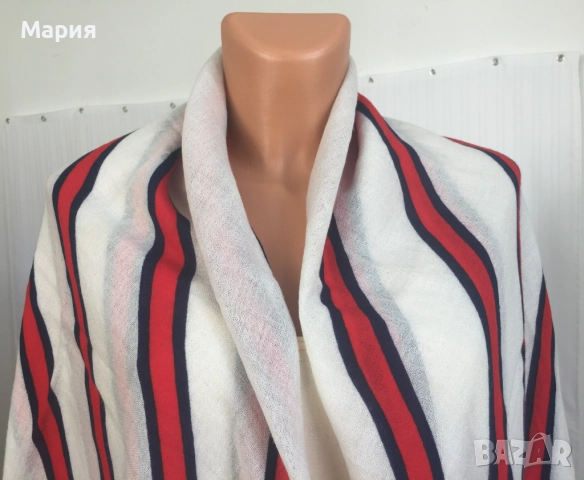 100% Kaшмир Марков Дамски Шал by Malene Birger Милене Биргер Голям Широк Бял Червен Рае, снимка 2 - Шалове - 51869124