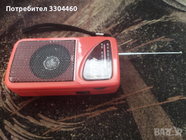 Портативно радио, снимка 2 - Радиокасетофони, транзистори - 38214445
