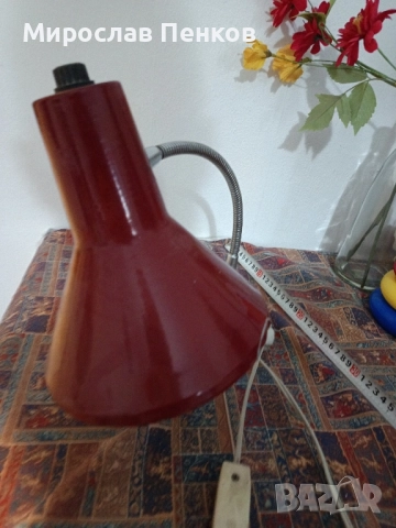 Лампа, снимка 5 - Настолни лампи - 51708573