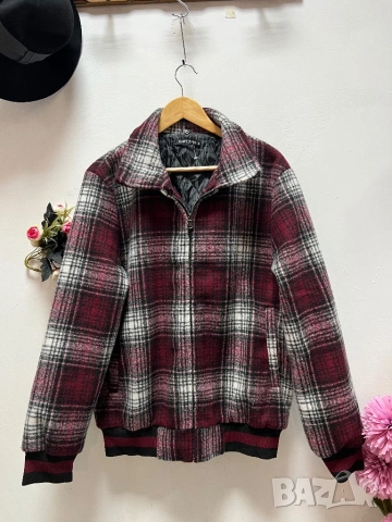 Бомбър, яке