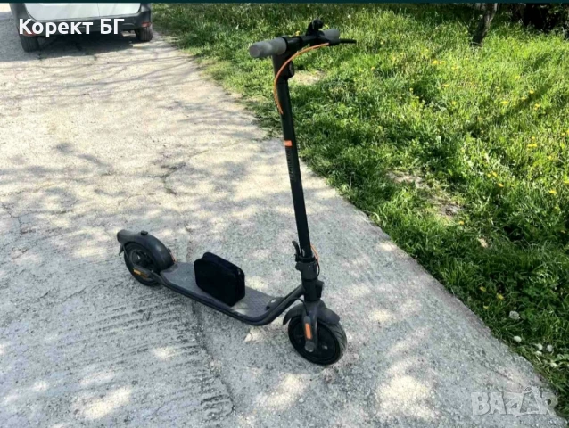 Продавам електрическа тротинетка Ninebot F2 Plus KickScooter (Segway), снимка 2 - Мотоциклети и мототехника - 51347007