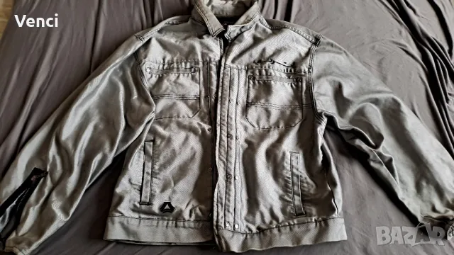 Дънки Ecko Sisley Зимни Блузи Adidas Nike Панталони Шуби Долнища дрехи, снимка 1