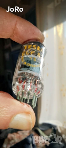 31 радиолампи ECF82 triode- pentode , снимка 3 - Ресийвъри, усилватели, смесителни пултове - 53255168