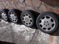 Алуминиеви джанти със зимни гуми 16 цола от Мерцедес Е300, снимка 1