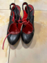 Подарявам - Дамски летни затворени обувки на ток номер 35 стелка 22см. ток 11см., снимка 1