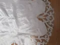 Покривка , каре -сатен ,рязана бродерия ,60х54см., снимка 3
