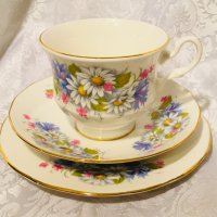порцеланова чаша за чай Royal Kent, снимка 3 - Чаши - 42940629