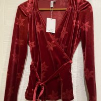 &other Stories нова блуза плюш с етикет, снимка 4 - Блузи с дълъг ръкав и пуловери - 35596350
