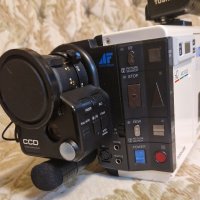 Видеорекордер Toshiba Video Movie Camera VHS-C SK-60P, снимка 2 - Камери - 43900477