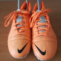 Nike. Футболни бутонки. Номер 35, снимка 4 - Футбол - 33516215