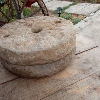 Старинен каменен диск,колело от ръчна мелница хромел, снимка 4 - Антикварни и старинни предмети - 37860990