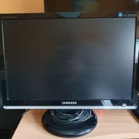 Монитор Samsung и hp, снимка 1 - Работни компютри - 40692570