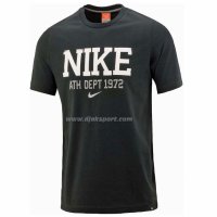 nike - страхотна мъжка тениска  , снимка 1 - Тениски - 43340154