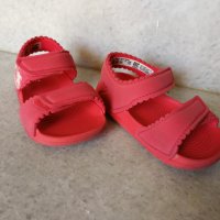 Детски сандали, снимка 4 - Детски сандали и чехли - 32496159