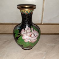 Cloisonne Клоазоне стара ваза цветя бронз клетъчен емайл, снимка 1 - Антикварни и старинни предмети - 43202558