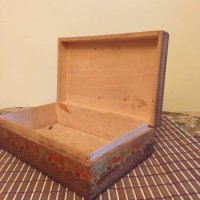 Стара дървена кутия, снимка 4 - Декорация за дома - 27995812