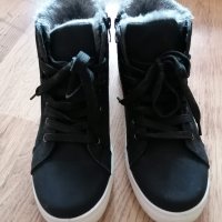 Черни дамски спортни зимни обувки, снимка 3 - Дамски боти - 43394524