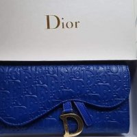 Дамско портмоне Christian Dior, снимка 1 - Портфейли, портмонета - 32246692