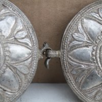 Сребърни възрожденски пафти, снимка 4 - Антикварни и старинни предмети - 38288767