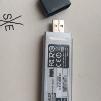 Cisco-Linksys WUSB54GC Compact Wireless-G USB Adapter, снимка 4 - Мрежови адаптери - 32478916