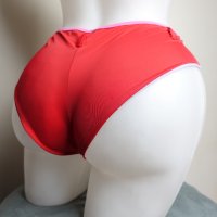 Нов червен бански полу-боксер/бразилиана С/М размер, снимка 5 - Бански костюми - 37195811
