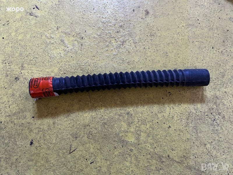 Водно съединение за ретро автомобил , снимка 1