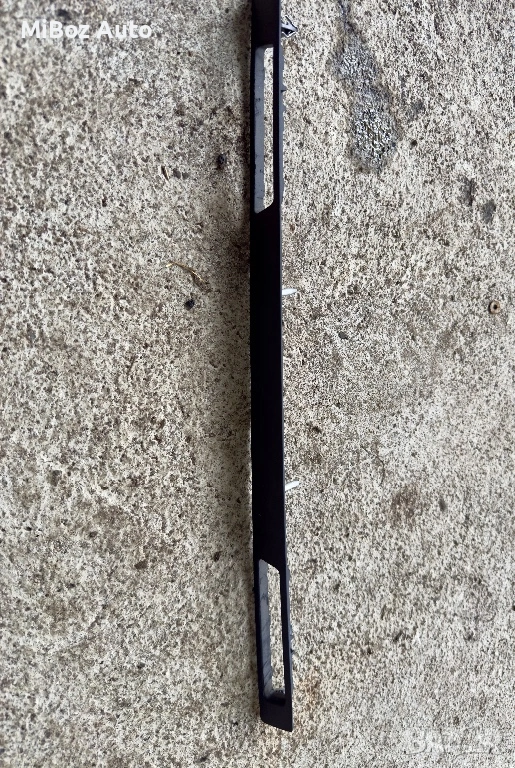 Лайсна табло BMW E90 91 92 93, снимка 1
