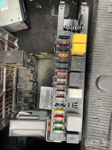 Заден компютър мерцедес ц класа w203 САМ бушони 2035453401 2035453801 2035454701, снимка 1