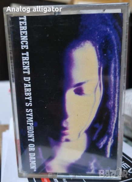 Terence Trent, снимка 1