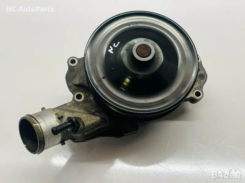 Водна помпа за ЯГУАР JAGUAR F-TYPE X152​ Land Rover Discovery Sport 3.0 бензин V6 8W93-8K500-AC 2015, снимка 1