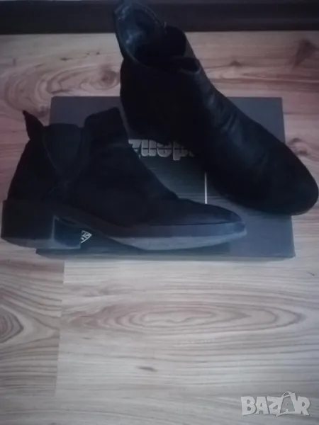 Дамски боти от  велур в черно, снимка 1