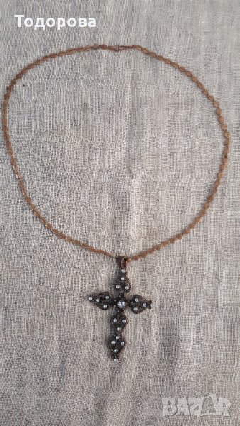 Масивен с камъни и позлатена верижка, снимка 1