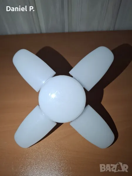 Крушка разпъваща се с формата на X, снимка 1