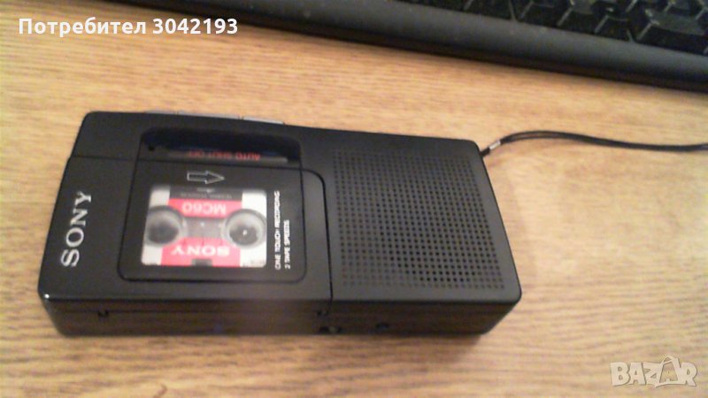 Диктофон с микро касета Sony, снимка 1