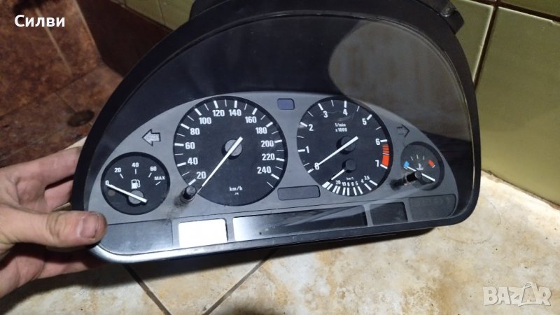 Километраж за БМВ седма серия е38 бензин от BMW e38 табло 6211-8 364 005 с голям борд три букси, снимка 1