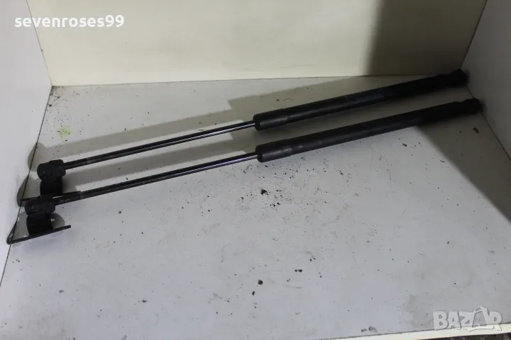 Амортисьор заден капак  Форд Фиеста 6 2011 1.4tdci 68hp Ford Fiesta 6, снимка 1