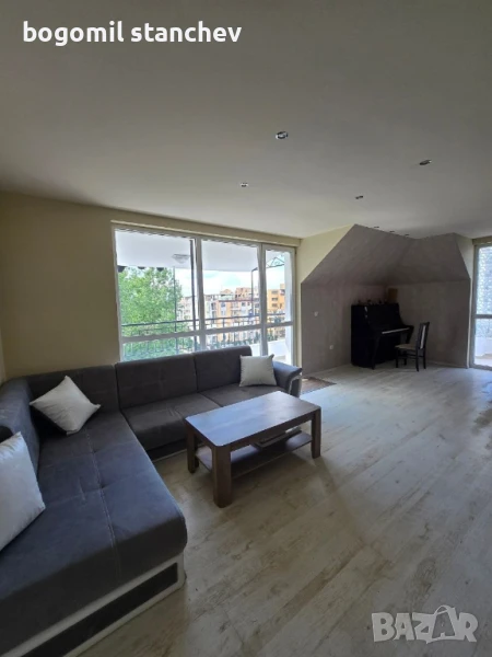 Многостаен апартамент в Сл.бряг център, снимка 1