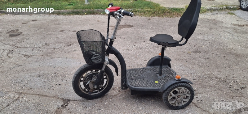 Електрическа триколка за възрастни + зарядно, снимка 1