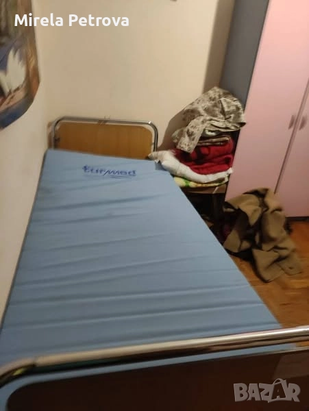 Болнично легло с матрак, снимка 1