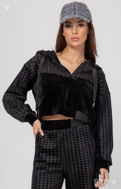 Дамски черен плюшен суитчър Junona Юнона с качулка кроп топ , снимка 1
