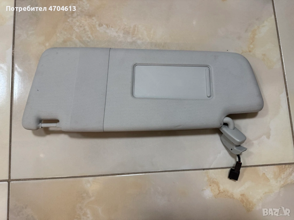 Ляв сенник за Vw Touran само за 30Eur. 6Q0857551E, снимка 1