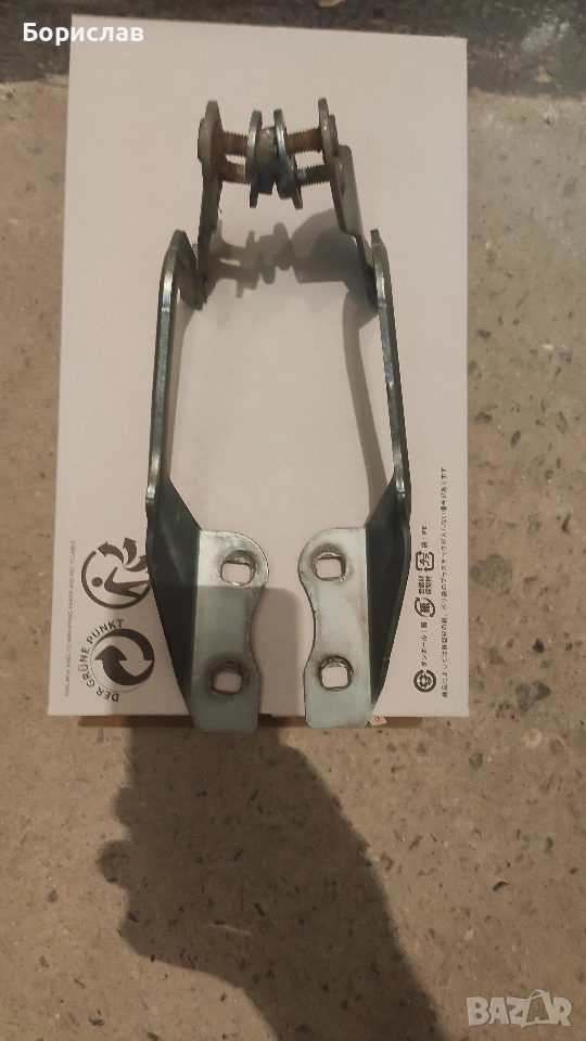 Продавам комплект панти за преден капак на Форд Фокус , снимка 1