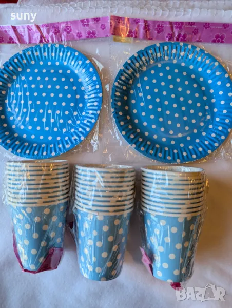 Картонени чинийки и чашки на точки, снимка 1