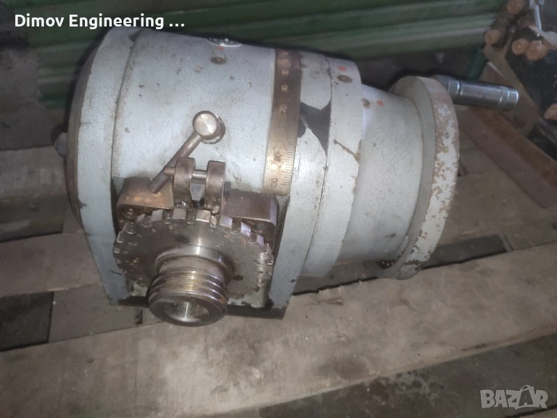 Делителен апарат за фреза , снимка 1