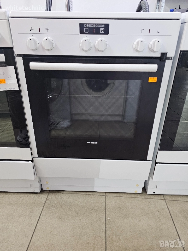 Печка с керамичени котлони Siemens , снимка 1