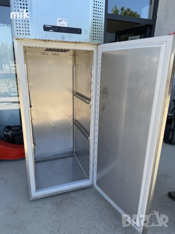 2в1 Професионален хладилник И фризер Gram , снимка 6 - Фризери - 50778977