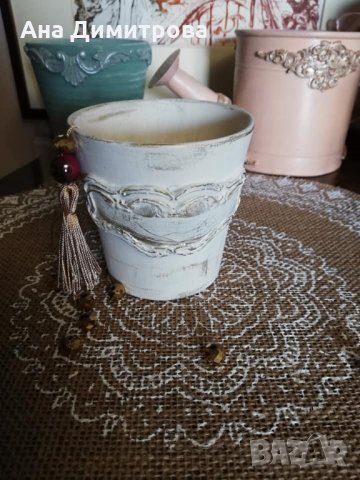 Ръчно декорирана кашпа, снимка 4 - Саксии и кашпи - 35653202