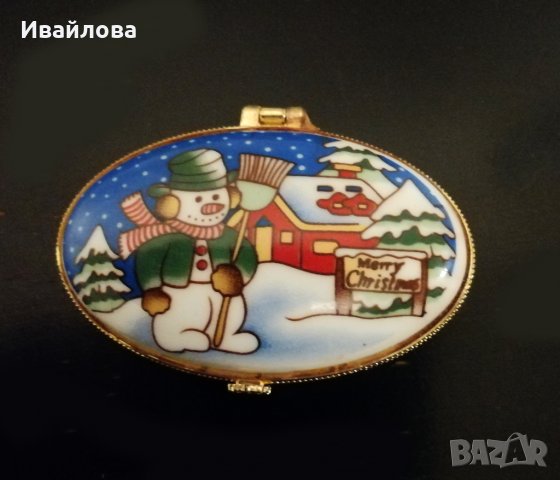 Порцеланова малка бижутерна кутийка с Коледни мотиви, снимка 3 - Коледни подаръци - 27214034