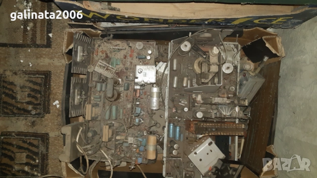 Стара електроника, снимка 17 - Антикварни и старинни предмети - 53273950